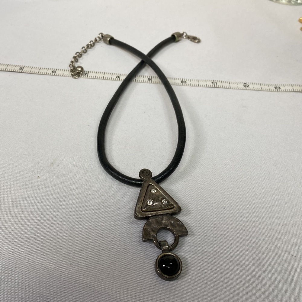 Two interesting statement necklaces - Picture 9 of 9